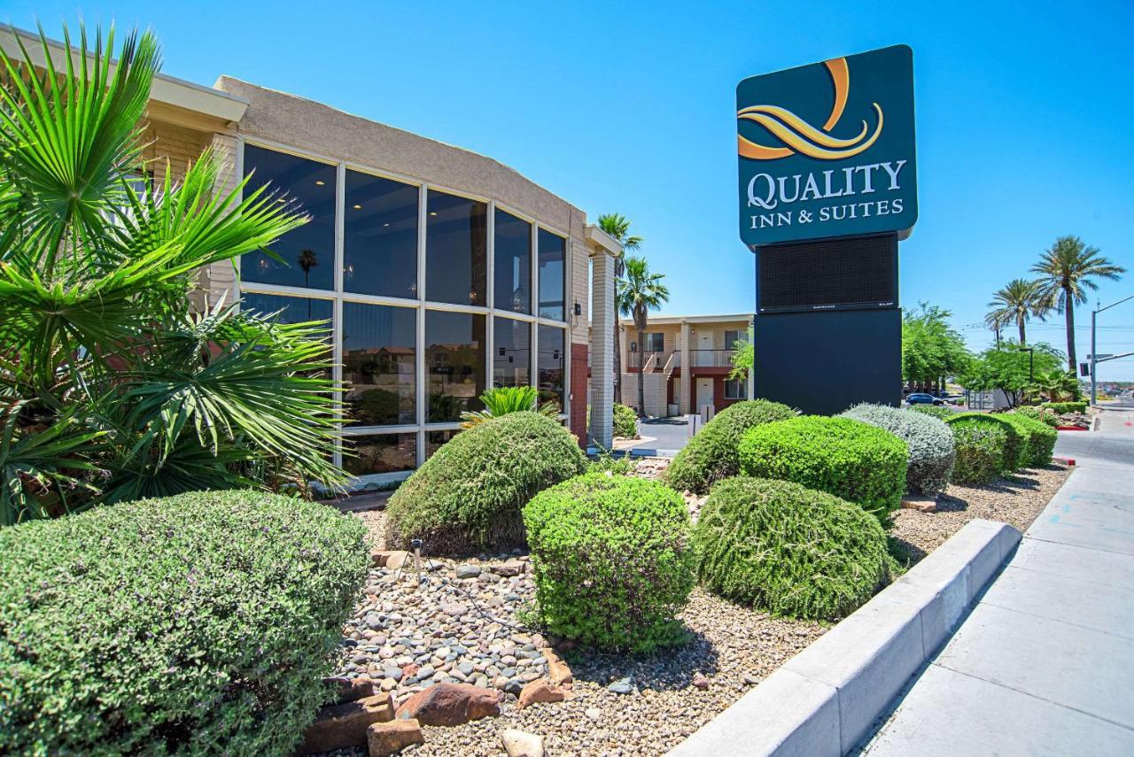 Quality Inn & Suites Phoenix Nw - Sun City Youngtown Exterior foto